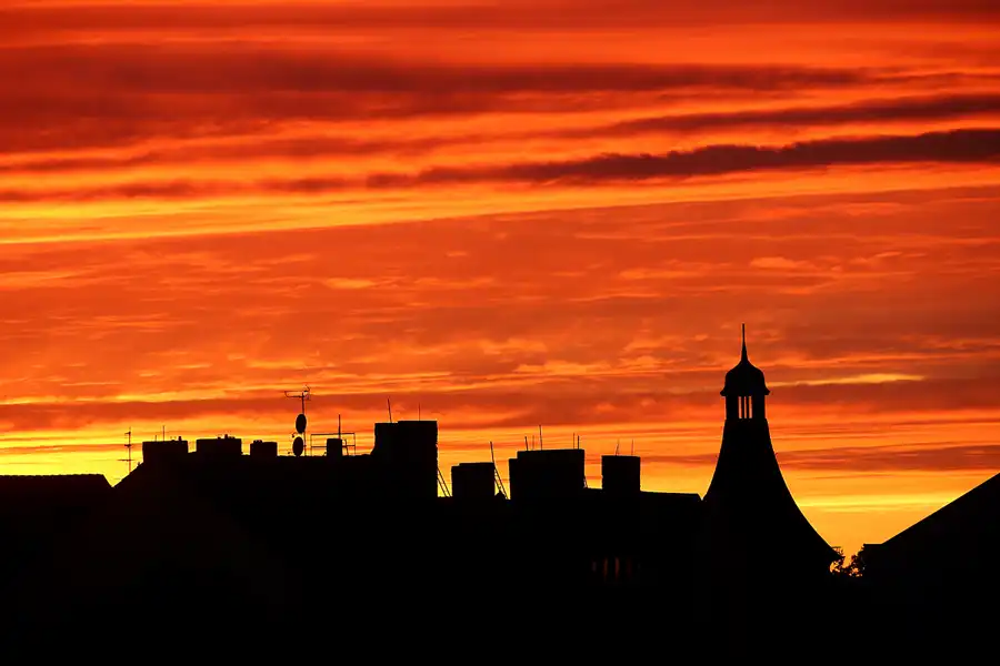 241 | 1900 | 2021-10-04 – 18:40 | © carsten riede fotografie