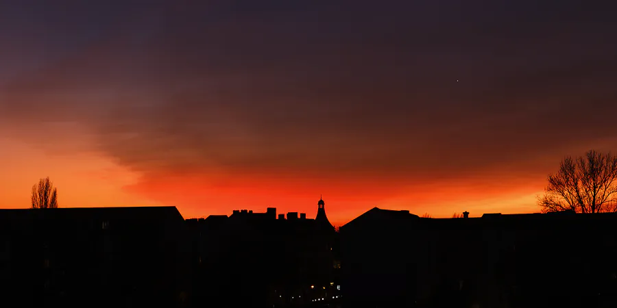 300 | 1900 | 2025-03-04 – 18:22 | © carsten riede fotografie