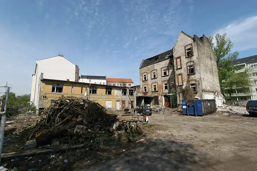 004 | 1900 | 2005-04-29 | © carsten riede fotografie