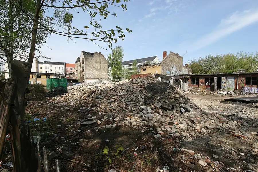 006 | 1900 | 2005-04-29 | © carsten riede fotografie