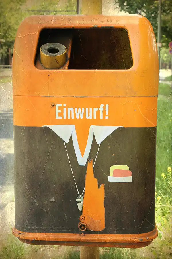 019 | 1900 | bsr – berliner stadtreinigung | einwurf ! | © carsten riede fotografie