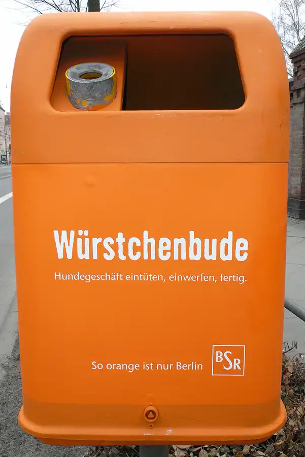 032 | 1900 | bsr – berliner stadtreinigung | würstchenbude | © carsten riede fotografie