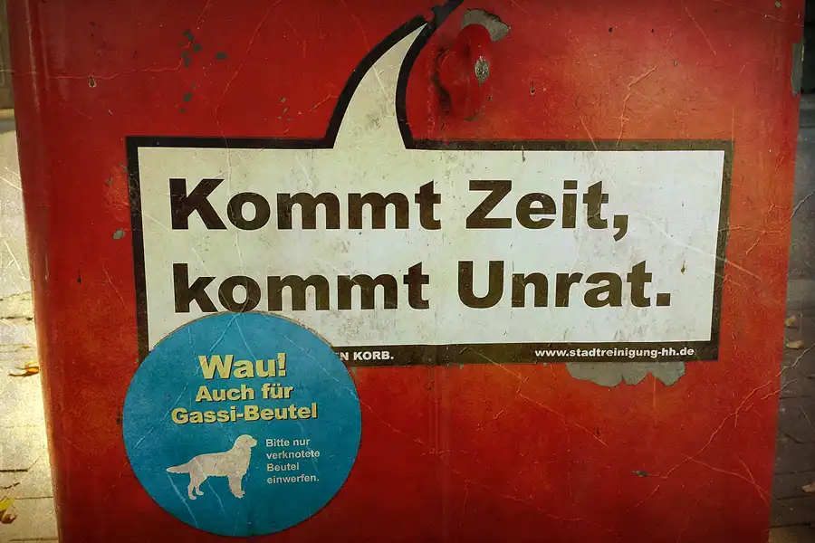 071 | 1900 | hamburger stadtreinigung | kommt zeit, kommt unrat | © carsten riede fotografie
