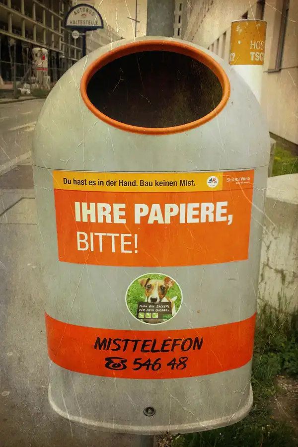 081 | 1900 | wiener abfallwirtschaft | ihre papiere, bitte ! | © carsten riede fotografie