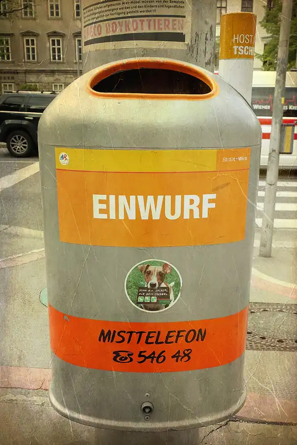 087 | 1900 | wiener abfallwirtschaft | einwurf | © carsten riede fotografie