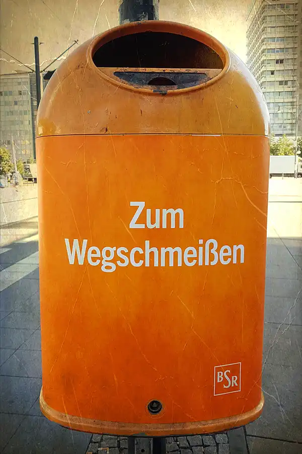 134 | 1900 | bsr – berliner stadtreinigung | zum wegschmeissen | © carsten riede fotografie