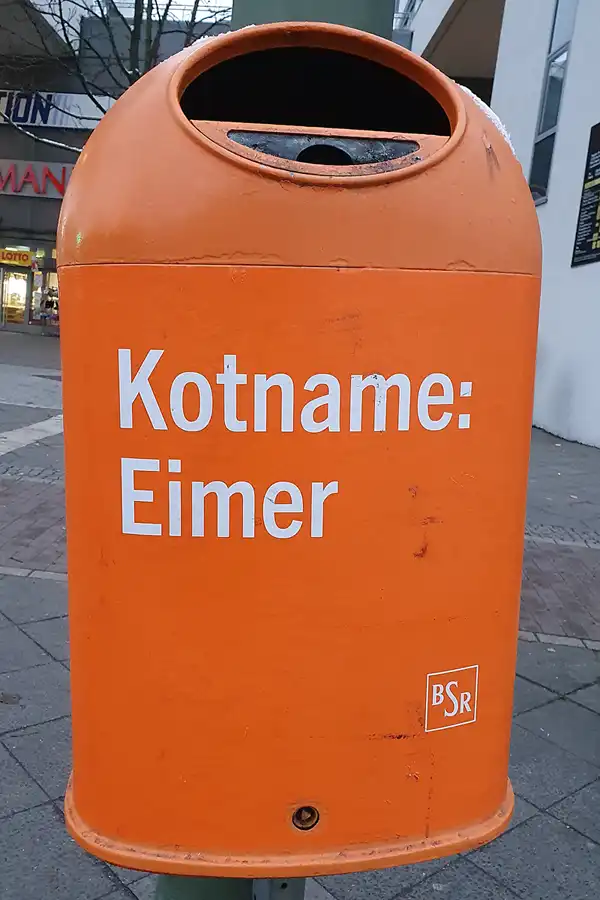 152 | 1900 | bsr – berliner stadtreinigung | kotname: eimer | © carsten riede fotografie