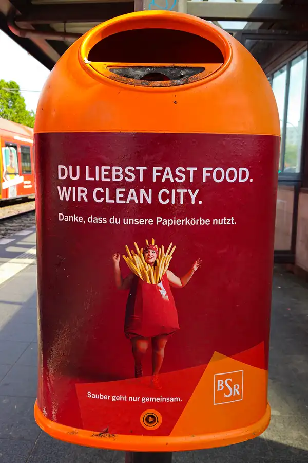 161 | 1900 | bsr – berliner stadtreinigung | du liebst fast food? wir clean city. | © carsten riede fotografie