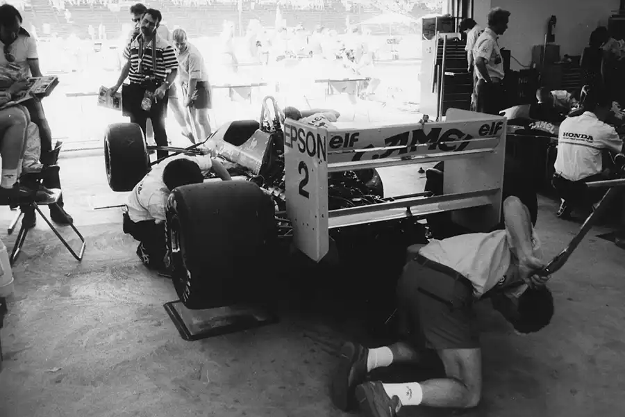 055 | 1988 | Budapest | Lotus-Honda 100T | © carsten riede fotografie