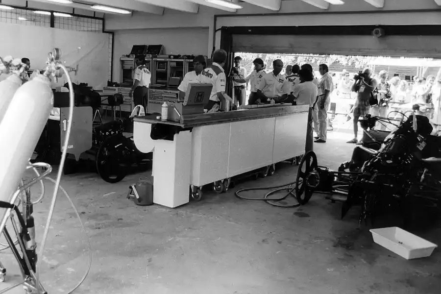 074 | 1988 | Budapest | McLaren-Honda MP4/4 | © carsten riede fotografie