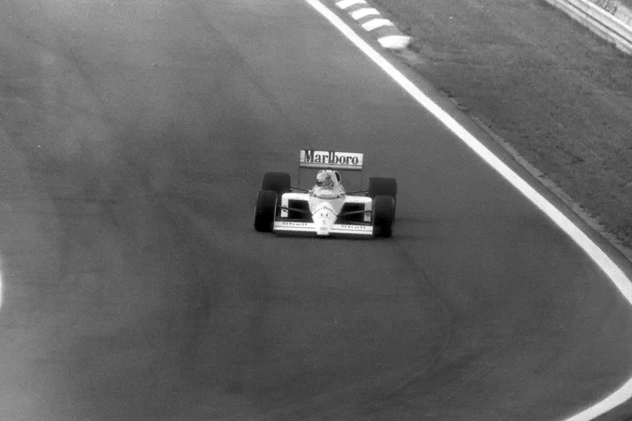 044 | 1989 | Budapest | McLaren-Honda MP4/5 | Ayrton Senna | © carsten riede fotografie