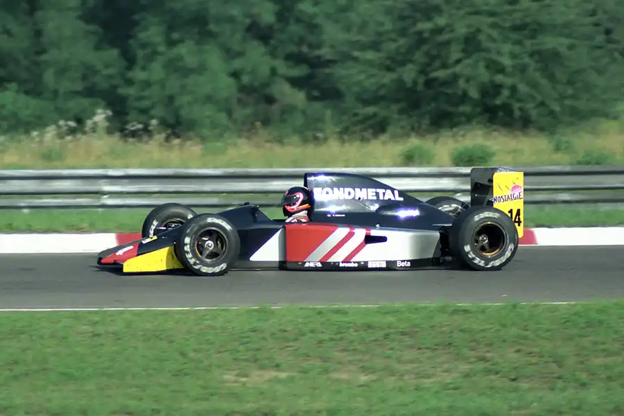 032 | 1991 | Budapest | Fondmetal-Ford Cosworth Fomet 1 | Olivier Grouillard | © carsten riede fotografie