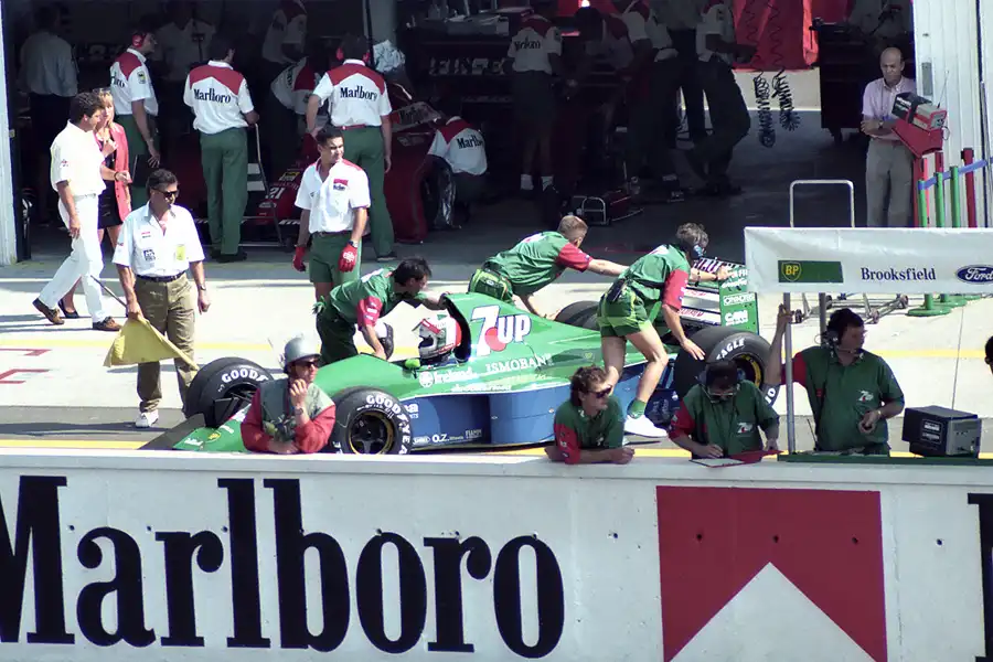 039 | 1991 | Budapest | Jordan-Ford Cosworth 191 | Andrea De Cesaris | © carsten riede fotografie