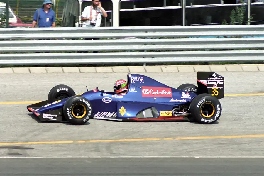 043 | 1991 | Budapest | Lambo-Lamborghini 291 | Eric Van de Poele | © carsten riede fotografie