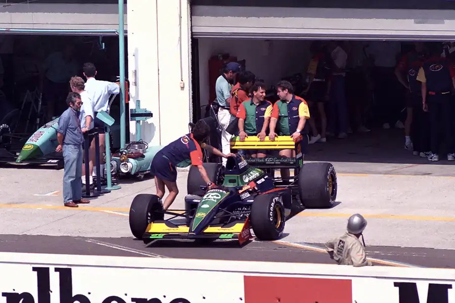 051 | 1991 | Budapest | Lola-Ford Cosworth L91 | © carsten riede fotografie