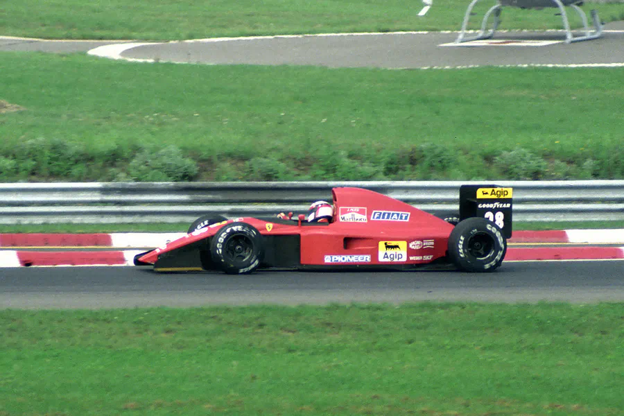030 | 1991 | Budapest | Ferrari 643 | Jean Alesi | © carsten riede fotografie