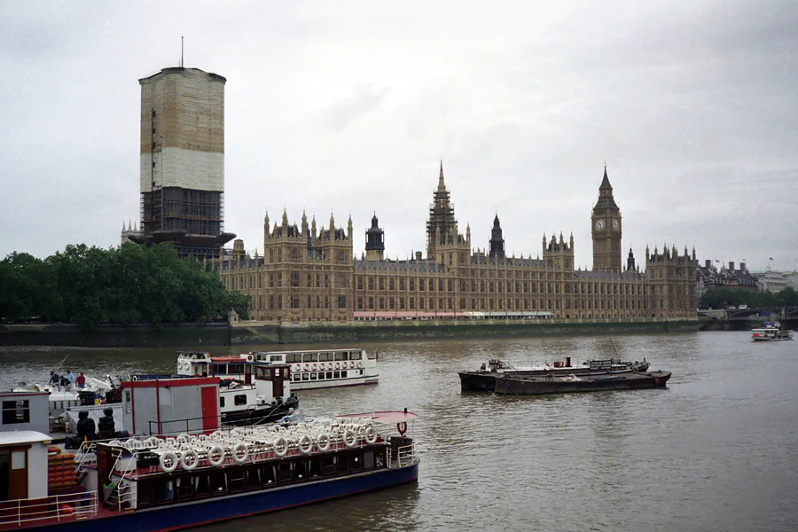 004 | 1992 | London | Houses Of Parliament | © carsten riede fotografie