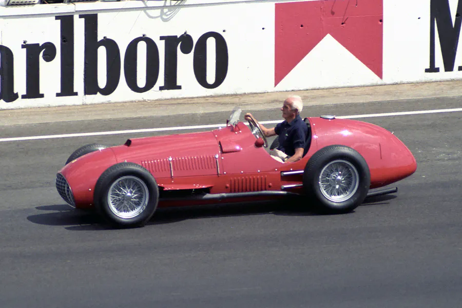 018 | 1992 | Budapest | Ferrari 500th Grand Prix Parade | Ferrari 375 | Luigi Villoresi | © carsten riede fotografie