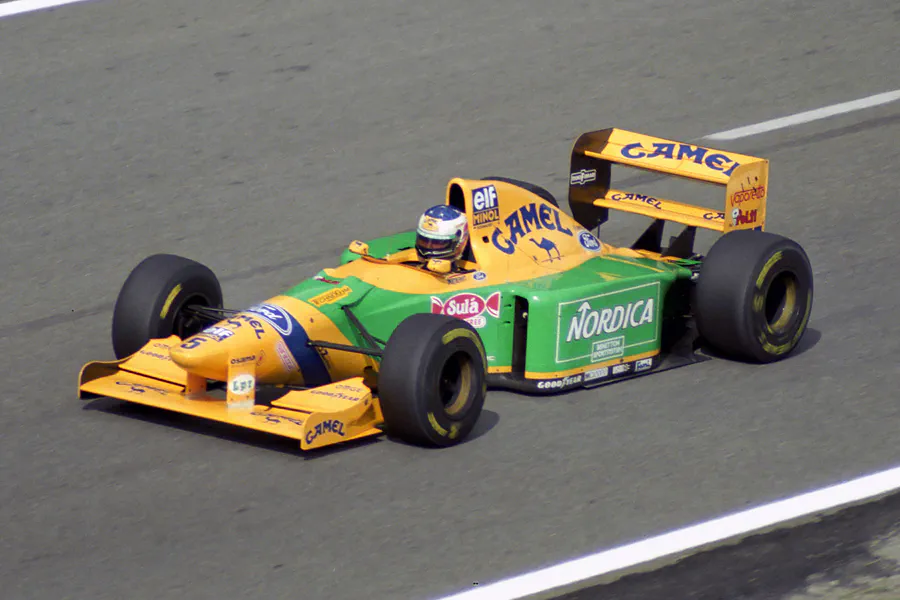 005 | 1993 | Spa-Francorchamps | Benetton-Ford Cosworth B193B | Michael Schumacher | © carsten riede fotografie