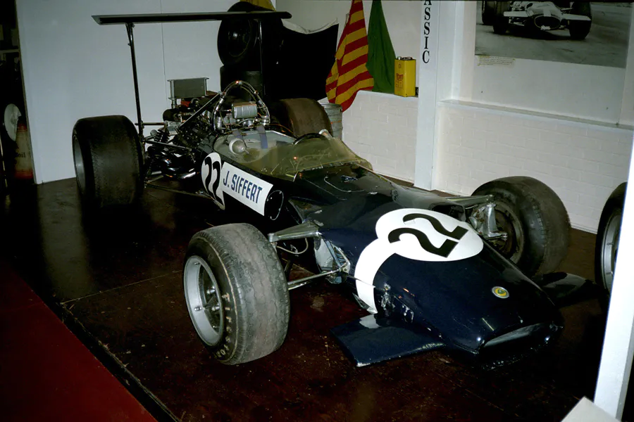 030 | 1994 | Donington | The Donington Collection | Lotus-Ford Cosworth 49B (1968-1969) | © carsten riede fotografie