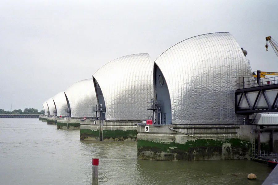 010 | 1995 | London | Thames Flood Barrier | © carsten riede fotografie