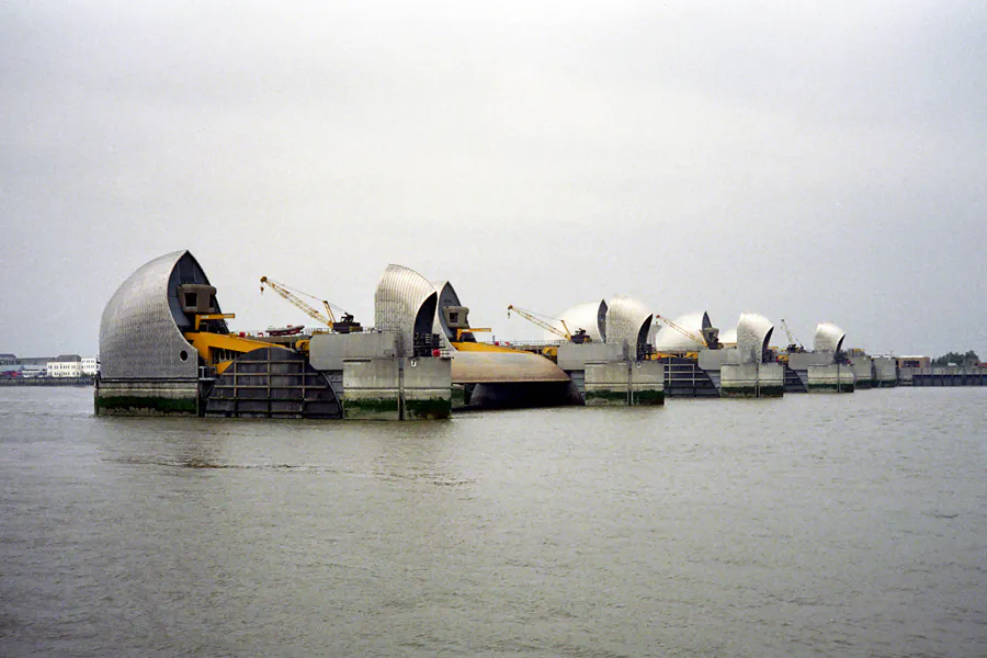012 | 1995 | London | Thames Flood Barrier | © carsten riede fotografie