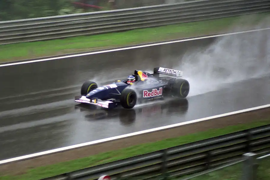 038 | 1995 | Spa-Francorchamps | Sauber-Ford Cosworth C14 | Jean-Christoph Bouillon | © carsten riede fotografie