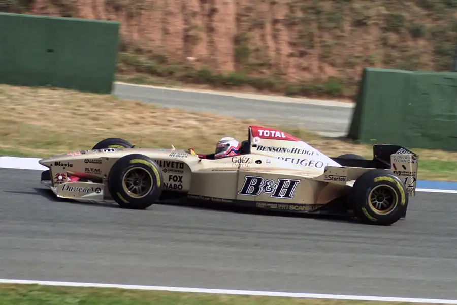016 | 1996 | Barcelona | Jordan-Peugeot 196 | Martin Brundle | © carsten riede fotografie