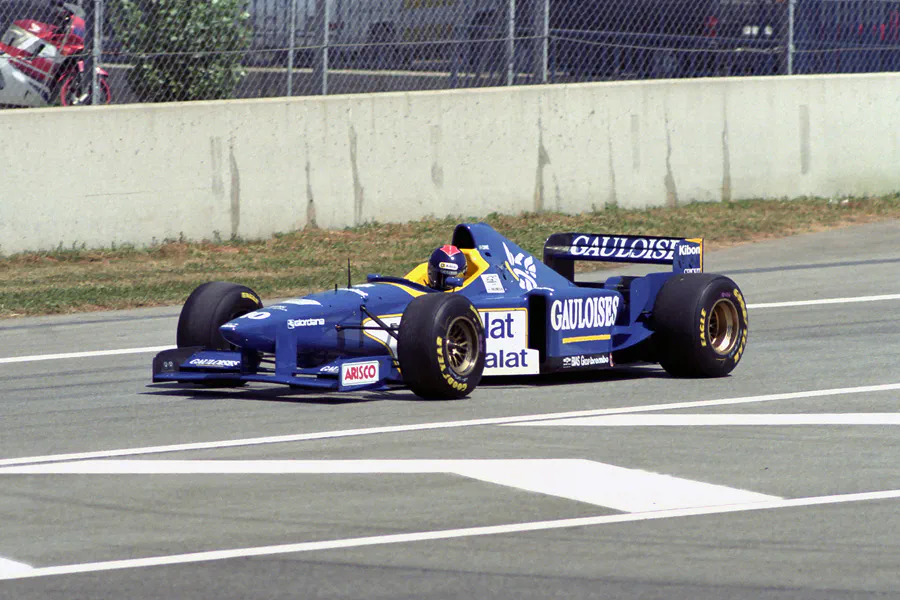 018 | 1996 | Barcelona | Ligier-Mugen Honda JS43 | Pedro Diniz | © carsten riede fotografie