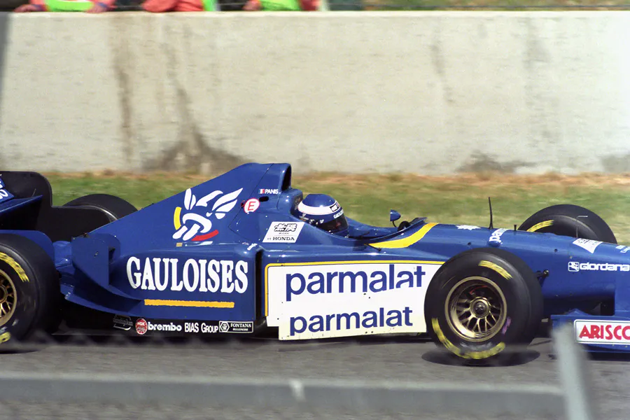 021 | 1996 | Barcelona | Ligier-Mugen Honda JS43 | Olivier Panis | © carsten riede fotografie