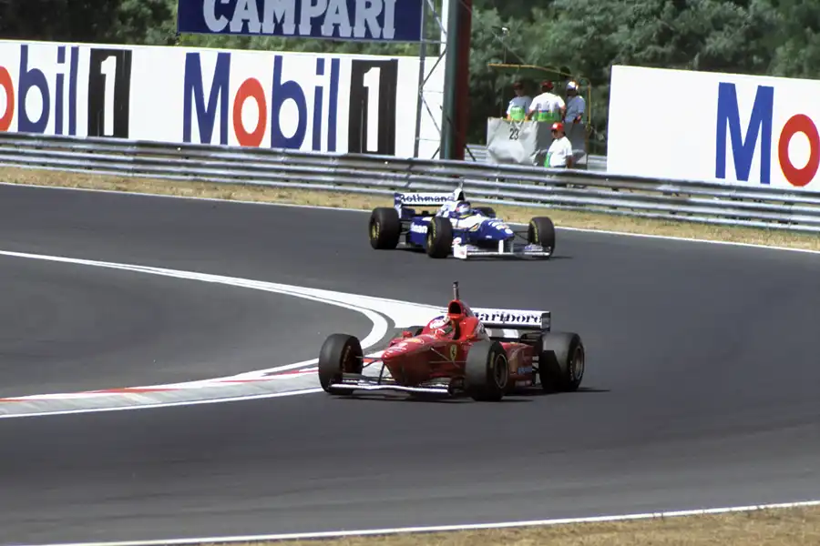 008 | 1996 | Budapest | Ferrari F310 | Michael Schumacher + Williams-Renault FW18 | Jacques Villeneuve | © carsten riede fotografie
