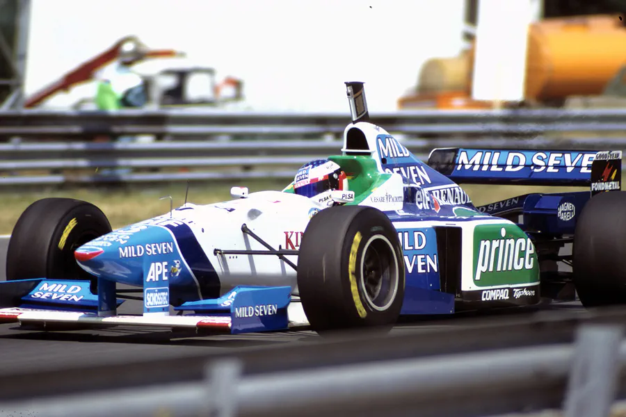 001 | 1996 | Budapest | Benetton-Renault B196 | Jean Alesi | © carsten riede fotografie