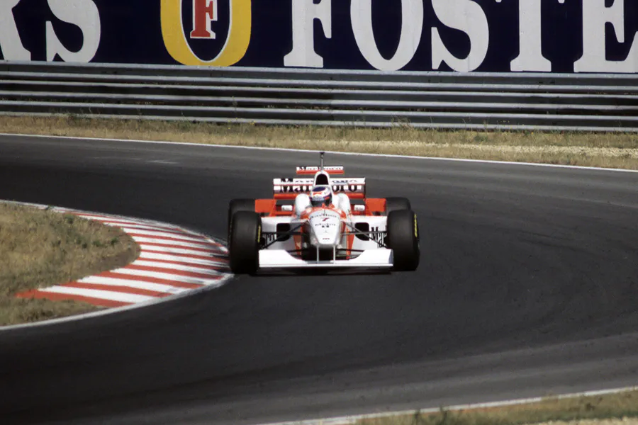 024 | 1996 | Budapest | McLaren-Mercedes Benz MP4/11 | Mika Hakkinen | © carsten riede fotografie