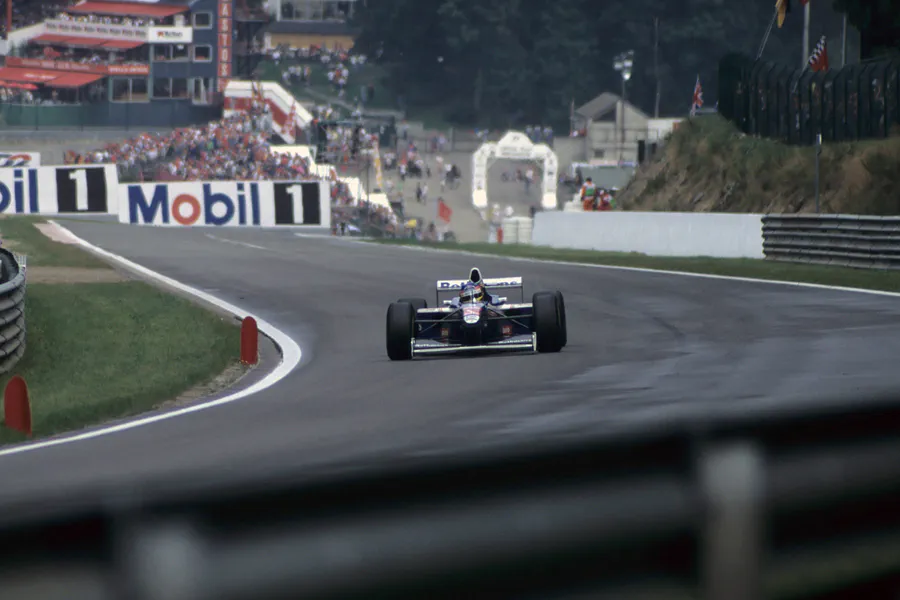 038 | 1997 | Spa-Francorchamps | Williams-Renault FW19 | Jacques Villeneuve | © carsten riede fotografie