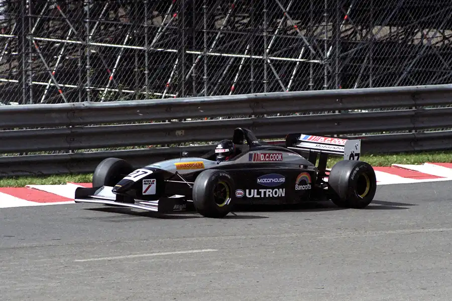 004 | 1997 | Spa-Francorchamps | Lola-Zytek T96/50 | David Cook | © carsten riede fotografie