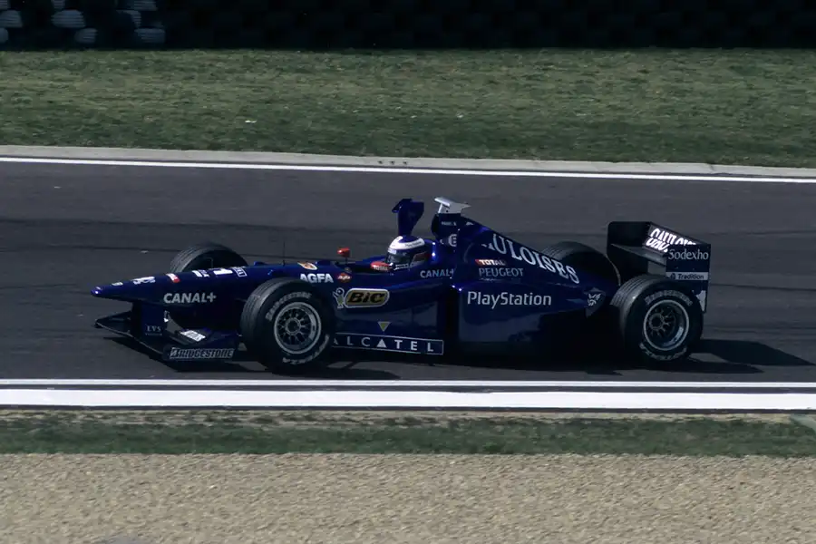 022 | 1998 | Imola | Prost-Peugeot AP01 | Olivier Panis | © carsten riede fotografie