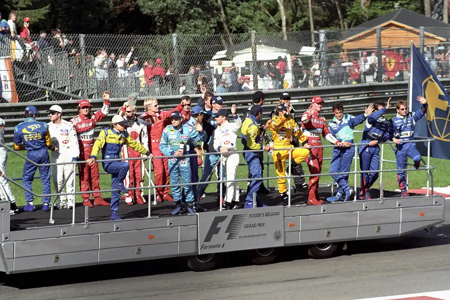 052 | 1999 | Spa-Francorchamps | Circuit De Spa-Francorchamps | Drivers Parade | © carsten riede fotografie