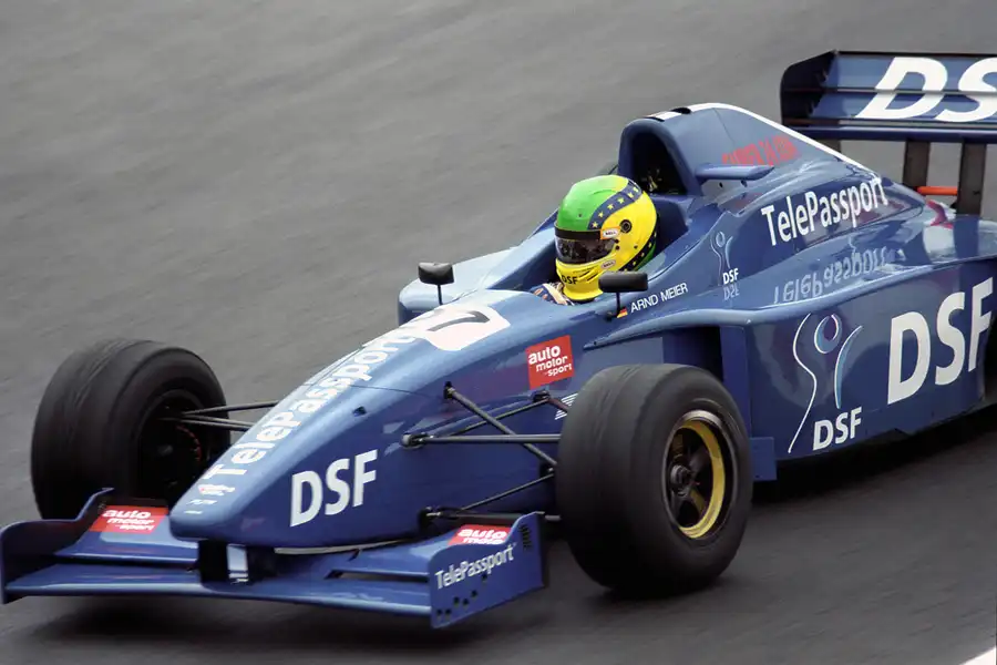 022 | 1999 | Spa-Francorchamps | Lola-Zytek B99/50 | Arnd Meier | © carsten riede fotografie