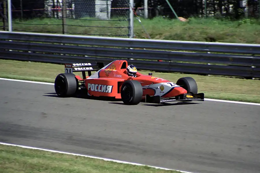 024 | 2000 | Spa-Francorchamps | Lola-Zytek B99/50 | Viktor Maslov | © carsten riede fotografie