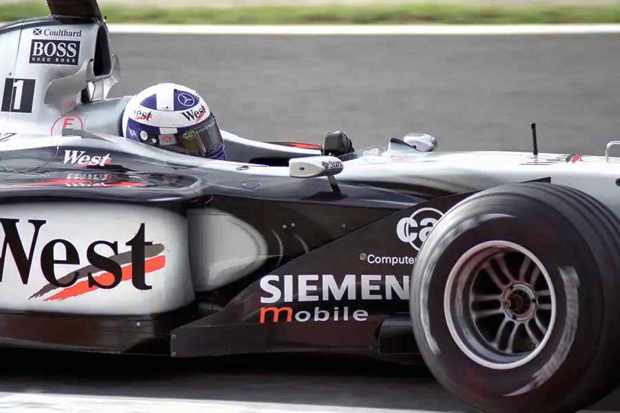 037 | 2001 | Spa-Francorchamps | McLaren-Mercedes Benz MP4-16 | David Coulthard | © carsten riede fotografie