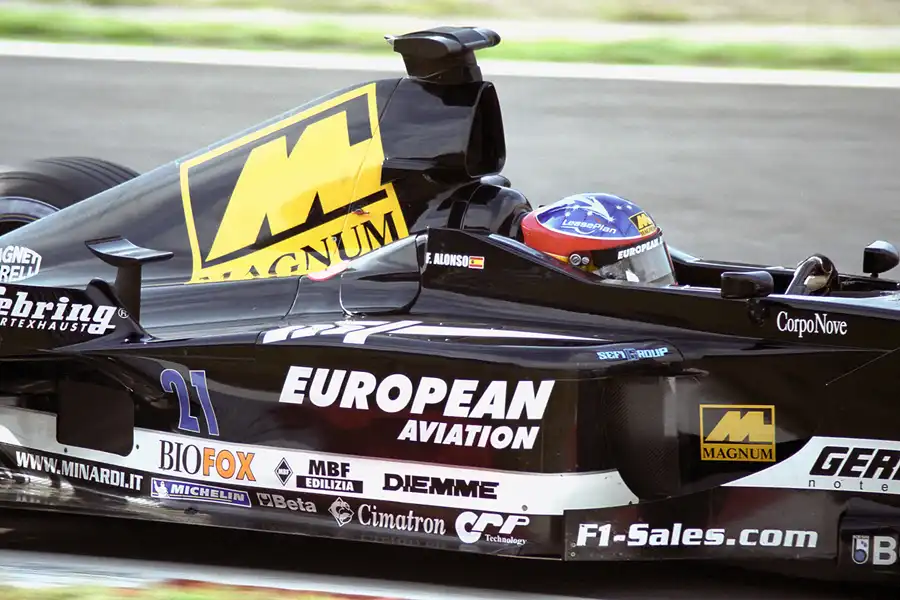 043 | 2001 | Spa-Francorchamps | Minardi-European PS01B | Fernando Alonso | © carsten riede fotografie