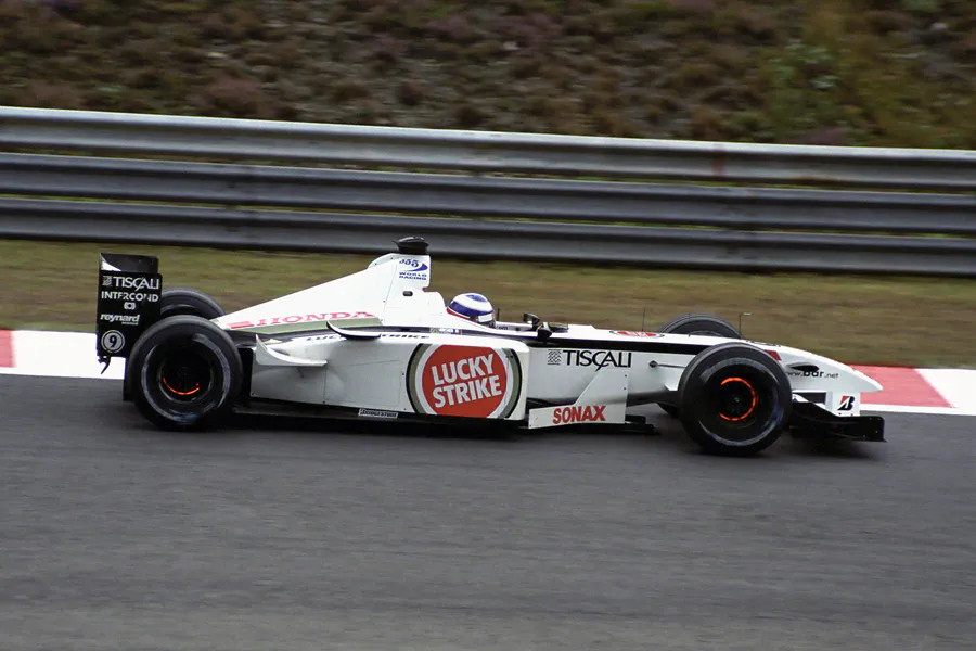 008 | 2001 | Spa-Francorchamps | BAR-Honda 003 | Olivier Panis | © carsten riede fotografie
