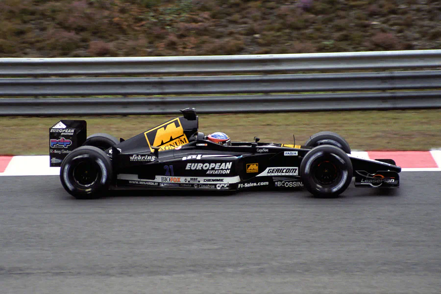 042 | 2001 | Spa-Francorchamps | Minardi-European PS01B | Fernando Alonso | © carsten riede fotografie