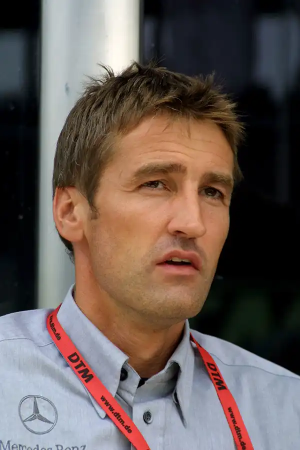 027 | 2002 | Eurospeedway | Bernd Schneider | © carsten riede fotografie