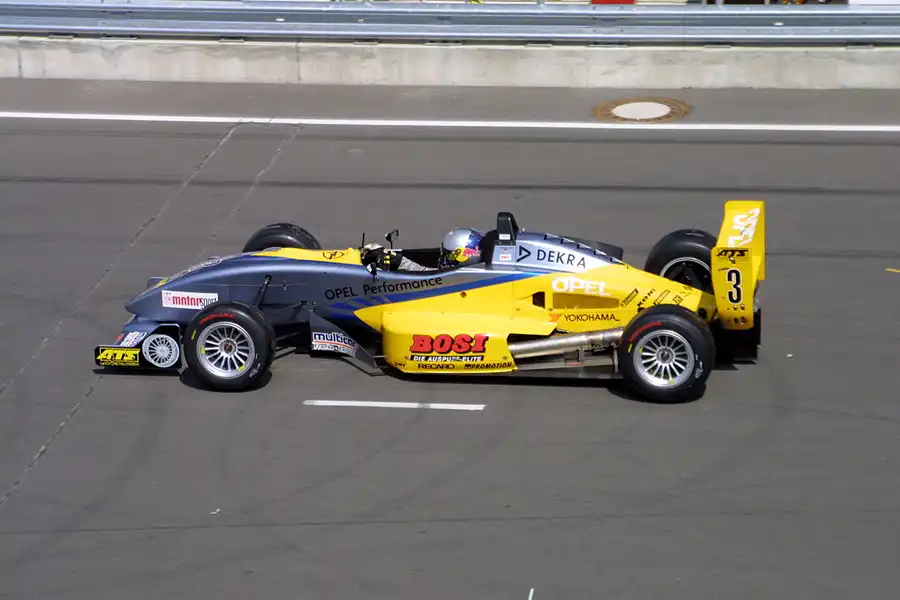 037 | 2002 | Eurospeedway | Deutsche Formel 3 | © carsten riede fotografie