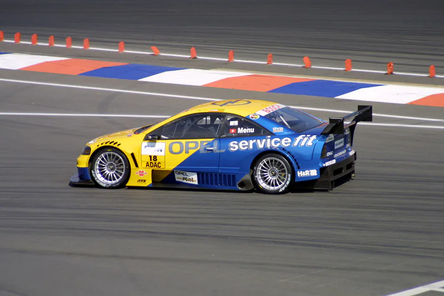 014 | 2002 | Eurospeedway | DTM | Opel Astra V8 Coupe | Alain Menu | © carsten riede fotografie