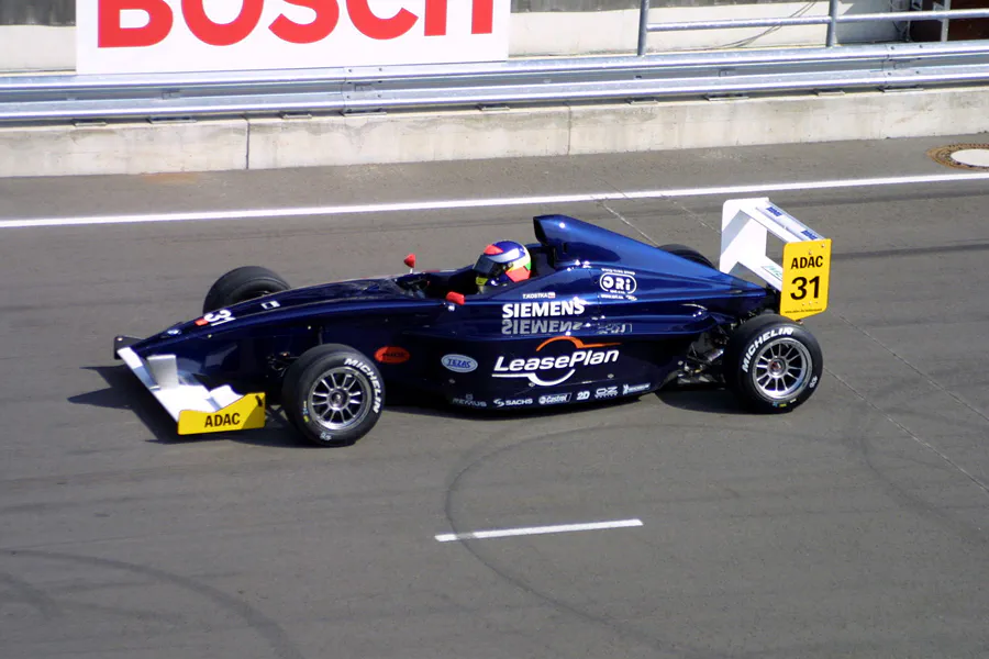 050 | 2002 | Eurospeedway | Formel BMW ADAC | Tomas Kostka | © carsten riede fotografie