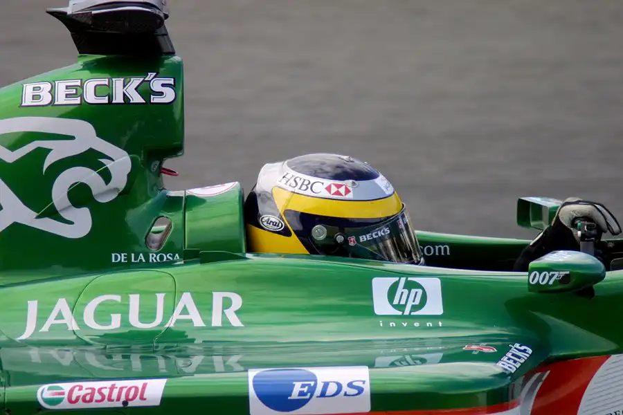 022 | 2002 | Spa-Francorchamps | Jaguar-Cosworth R3B | Pedro De La Rosa | © carsten riede fotografie