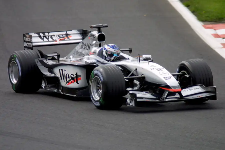 042 | 2002 | Spa-Francorchamps | McLaren-Mercedes Benz MP4-17 | Kimi Raikkonen | © carsten riede fotografie