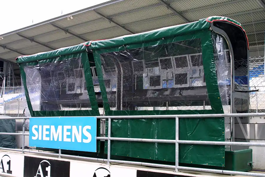 022 | 2003 | Spielberg | Jaguar | © carsten riede fotografie